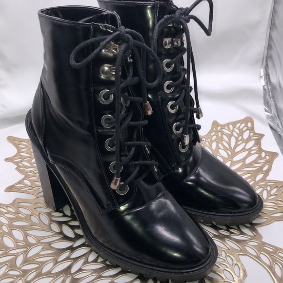 Brandy Patent Faux  Leather Silver Hardware Lace Up Combat Boots Size 6 - Picture 1 of 11